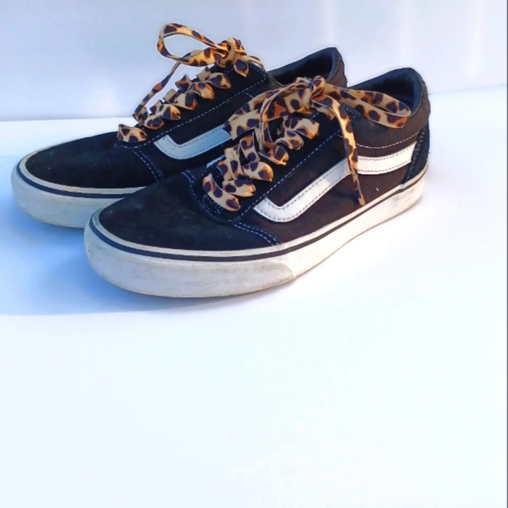 Vans‎ 7 Mens Canvas Old Skool WARD Suede Black White sneakers with Leopard Laces - Picture 7 of 7
